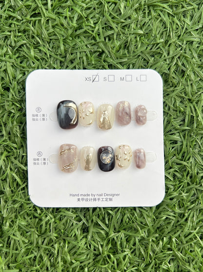 Moonlight Glimmer 黑影流光